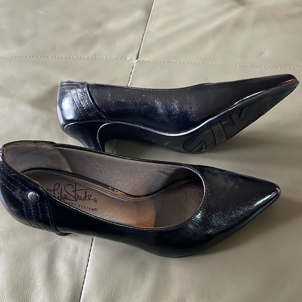 Life stride wide width heels black